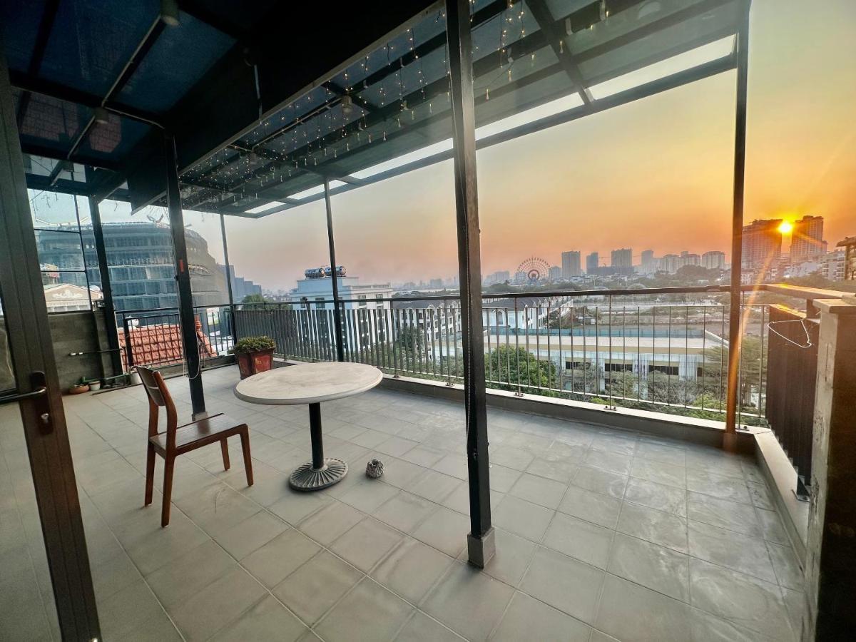 Luxe Paradise Residence Trinh Cong Son ハノイ市 エクステリア 写真
