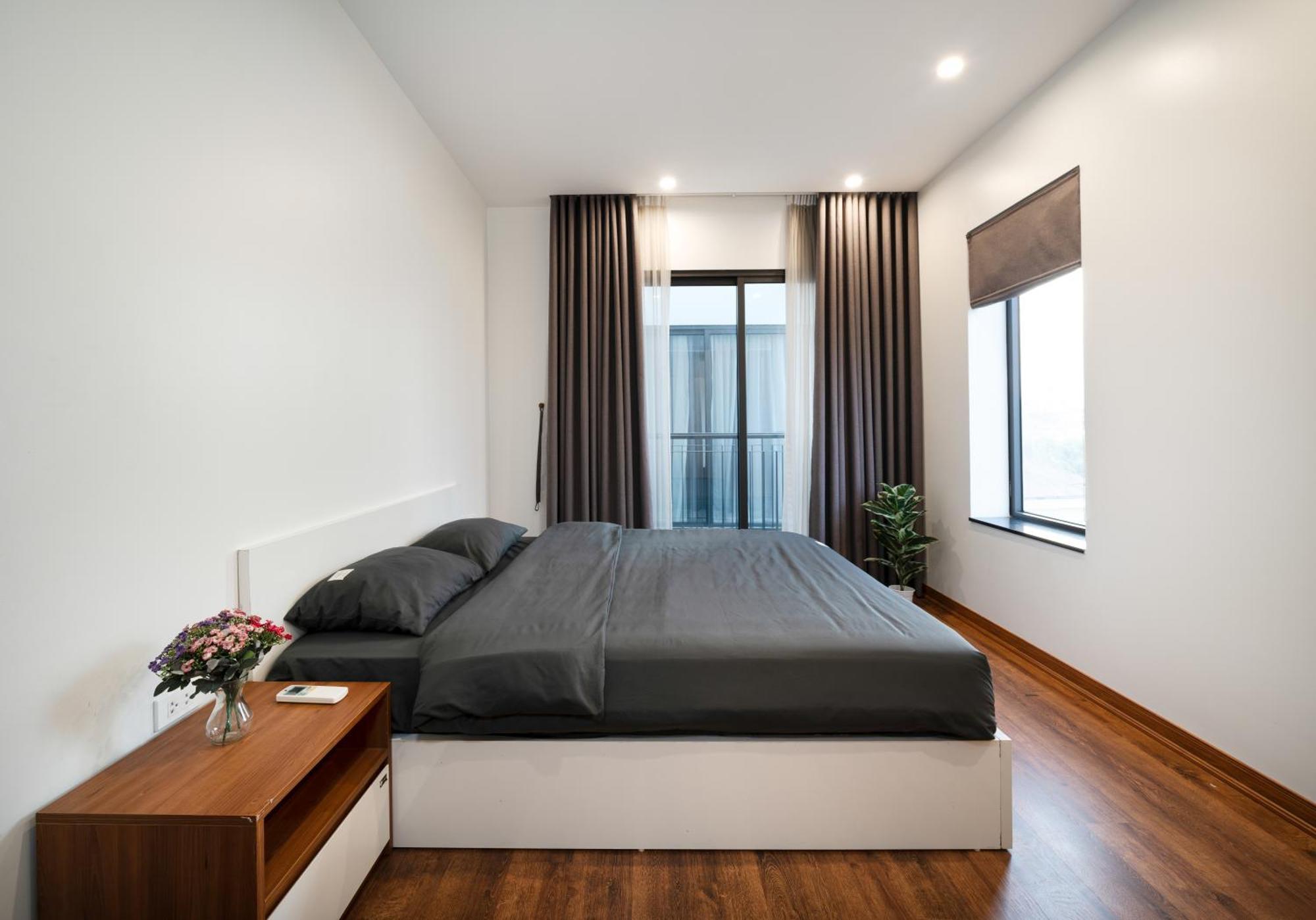 Luxe Paradise Residence Trinh Cong Son ハノイ市 エクステリア 写真